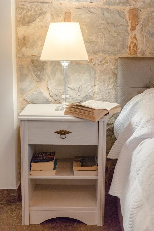 Jes Old Town Luxury Rooms Split Exterior photo