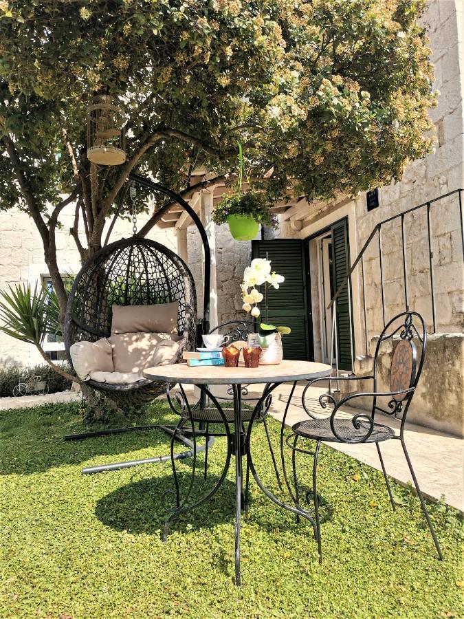 Jes Old Town Luxury Rooms Split Exterior photo